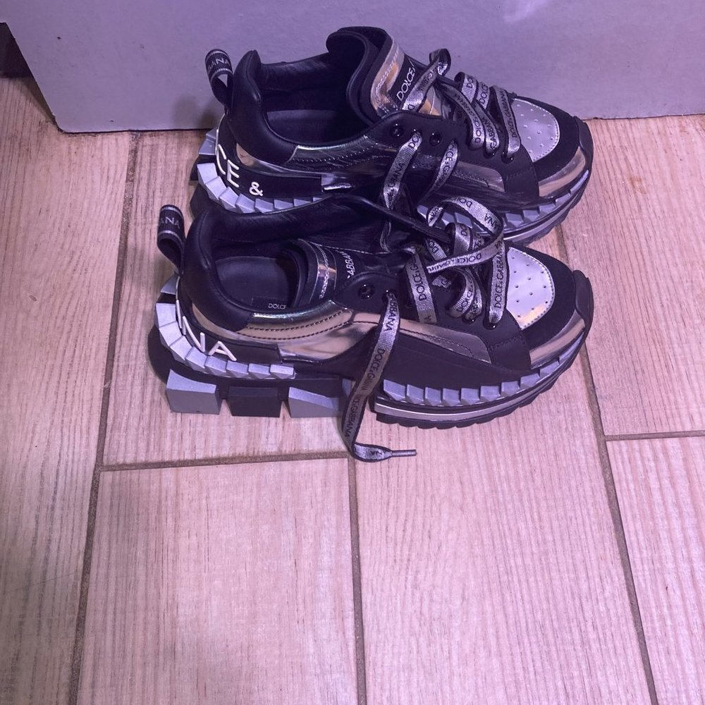 Size 6-6.5 - Dolce&Gabbana Super King Low Silver Black shoe